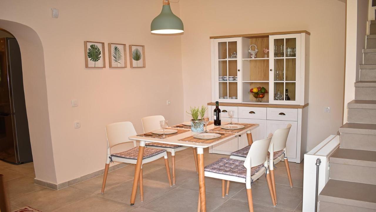 הוילה Meskla Platanus House מראה חיצוני תמונה